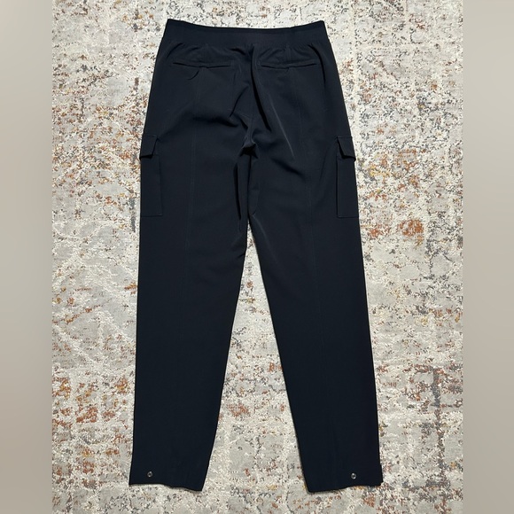 ATHLETA Endless High Rise Cargo Ankle Pant size 12 tall black - Picture 11 of 12